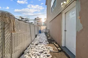 110-Pt112 Redwood Ave, Paterson, NJ 07522 - Photo 32