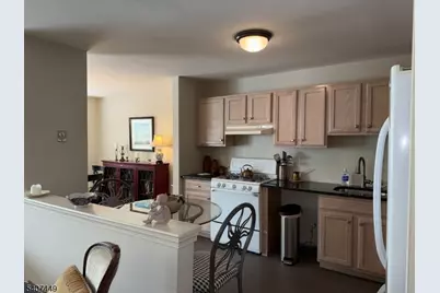 37 Chanda Ct, Clifton, NJ 07012 - Photo 6