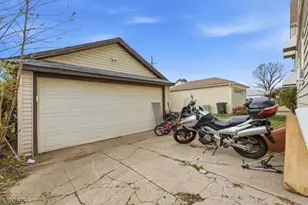 345 2nd St, Saddle Brook Township, NJ 07663 - Photo 38