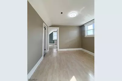 45 3rd Ave, Hawthorne, NJ 07506 - Photo 6