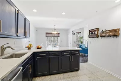 139 Riveredge Dr #139, Chatham Township, NJ 07928 - Photo 8