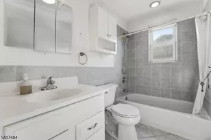 38 Deanna Dr, Hillsborough Township, NJ 08844 - Photo 14