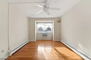 38 Deanna Dr, Hillsborough Township, NJ 08844 - Photo 10