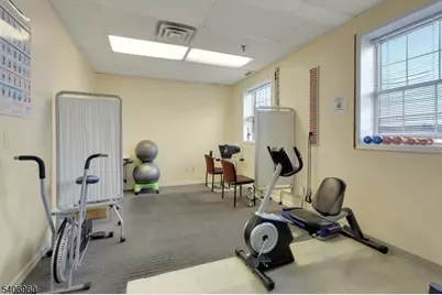 1033 Clifton Ave, Clifton, NJ 07013 - Photo 22