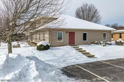 1000 Coventry Dr, Lopatcong Township, NJ 08865 - Photo 44