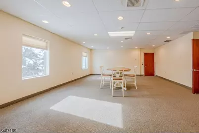 1000 Coventry Dr, Lopatcong Township, NJ 08865 - Photo 6