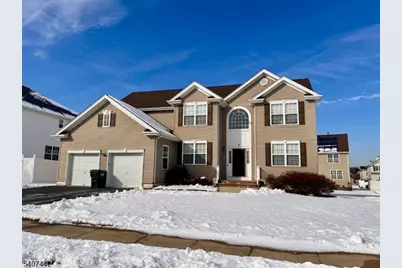 4 Cobblers Cir, Franklin Township, NJ 08823 - Photo 1