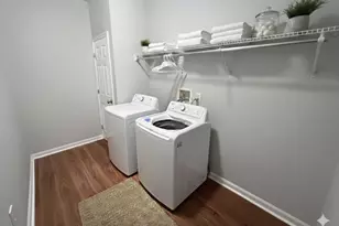 4 Cobblers Cir, Franklin Township, NJ 08823 - Photo 12