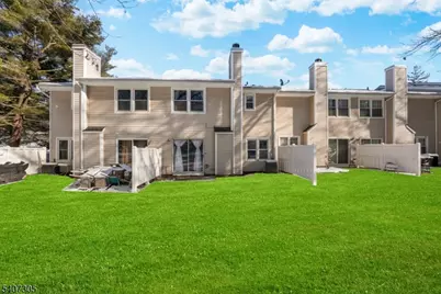 99 Woodmere Dr, Sayreville, NJ 08859 - Photo 38