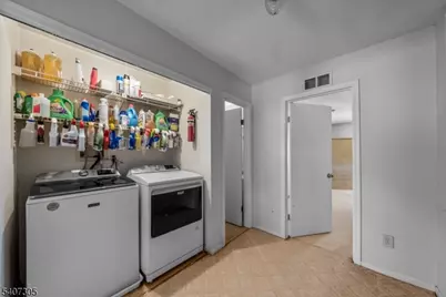 99 Woodmere Dr, Sayreville, NJ 08859 - Photo 34