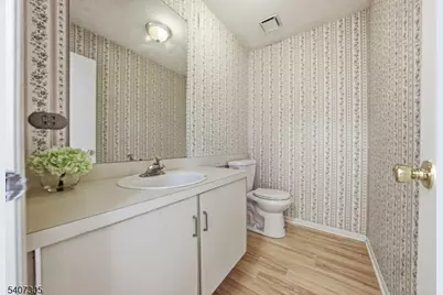 99 Woodmere Dr, Sayreville, NJ 08859 - Photo 16