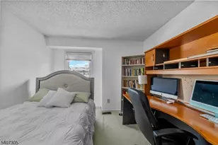 99 Woodmere Dr, Sayreville Boro, NJ 08859 - Photo 30