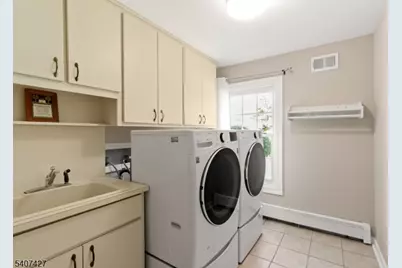 11 Beavers Rd, Tewksbury Township, NJ 07830 - Photo 16