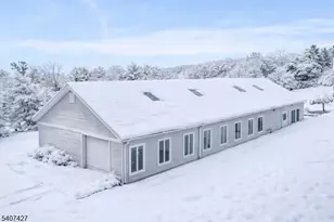 11 Beavers Rd, Tewksbury Township, NJ 07830 - Photo 6