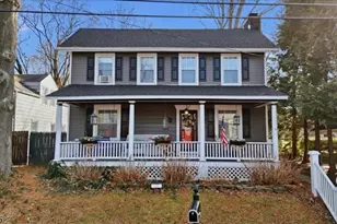 53 Brunswick Ave, Bloomsbury, NJ 08804 - Photo 1