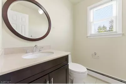 3 Rutgers Ct, Roseland, NJ 07068 - Photo 12