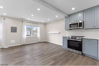 80 E Emerson Ave, Rahway, NJ 07065 - Photo 2