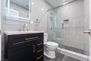 80 E Emerson Ave, Rahway, NJ 07065 - Photo 6