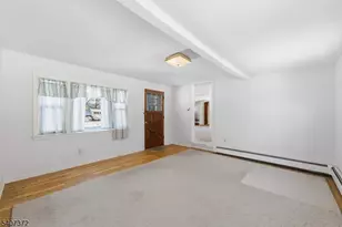 30 Reynolds Ave, Parsippany, NJ 07054 - Photo 12