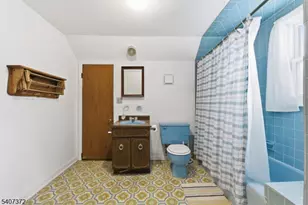 30 Reynolds Ave, Parsippany, NJ 07054 - Photo 24