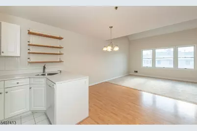 45 Royal Ave #36, Hawthorne, NJ 07506 - Photo 6