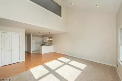 45 Royal Ave #36, Hawthorne, NJ 07506 - Photo 2