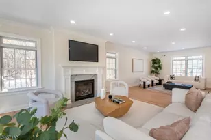 19 West Dr, Fairfield, NJ 07004 - Photo 10