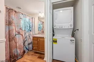 1129 Hamilton Dr, Rockaway Township, NJ 07866 - Photo 14