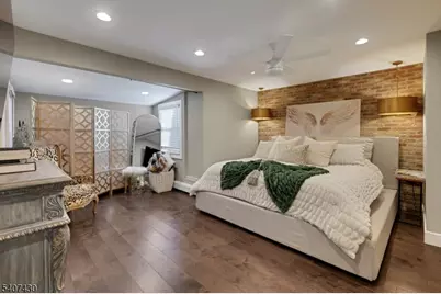 2 Knoll Rd, Fairfield, NJ 07004 - Photo 20