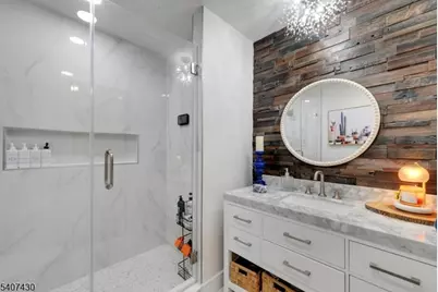 2 Knoll Rd, Fairfield, NJ 07004 - Photo 30