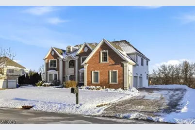 108 Hamilton Trl, Totowa, NJ 07512 - Photo 4