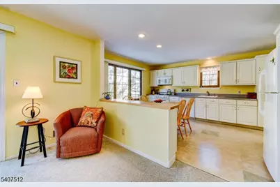 40 Susquehanna Trail, Branchburg Township, NJ 08876 - Photo 18