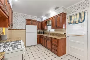 227 Mountainview Ave, Scotch Plains Township, NJ 07076 - Photo 6