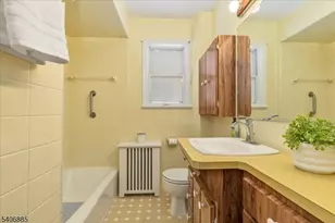 227 Mountainview Ave, Scotch Plains Township, NJ 07076 - Photo 12