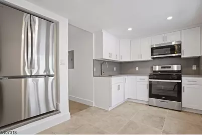 554 Hort Street 2nd Fl, Westfield, NJ 07090 - Photo 6