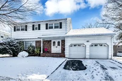 712 Moses Dr, Rahway, NJ 07065 - Photo 4