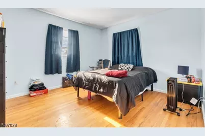 712 Moses Dr, Rahway, NJ 07065 - Photo 18