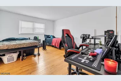 712 Moses Dr, Rahway, NJ 07065 - Photo 16