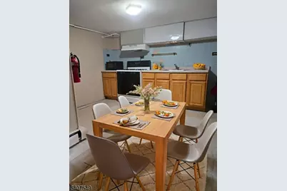 538 S Broad St, Elizabeth, NJ 07202 - Photo 8