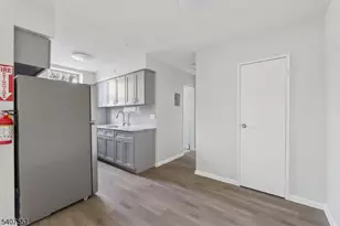 94 Park Ave, Nutley, NJ 07110 - Photo 10