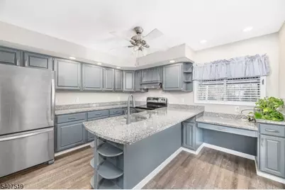 33 Hibler Rd, Green Township, NJ 07860 - Photo 10