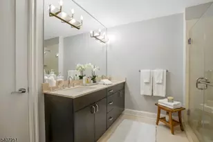 40 W Park Pl Unit, Morristown, NJ 07960 - Photo 14