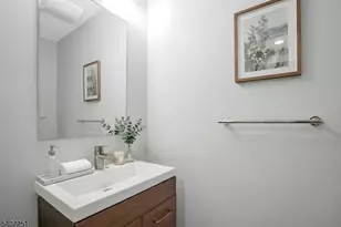 40 W Park Pl Unit, Morristown, NJ 07960 - Photo 22