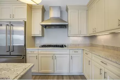 40 W Park Place Unit #412, Morristown, NJ 07960 - Photo 1