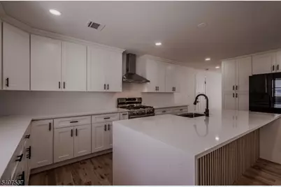 317 Willow Ave, Scotch Plains Township, NJ 07076 - Photo 2