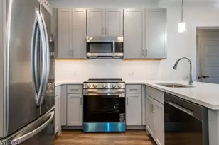 515 Union Blvd, Totowa, NJ 07512 - Photo 4