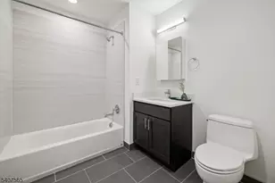 70 Roseville Ave, Newark, NJ 07107 - Photo 4