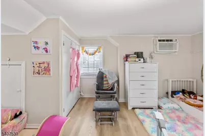 128 E Roselle Avenue, Roselle Park, NJ 07204 - Photo 22