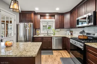 128 E Roselle Ave, Roselle Park, NJ 07204 - Photo 10