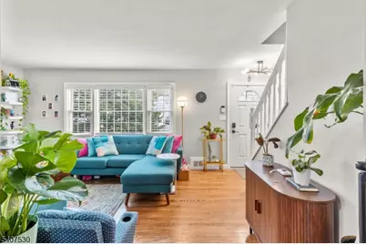 128 E Roselle Avenue, Roselle Park, NJ 07204 - Photo 10